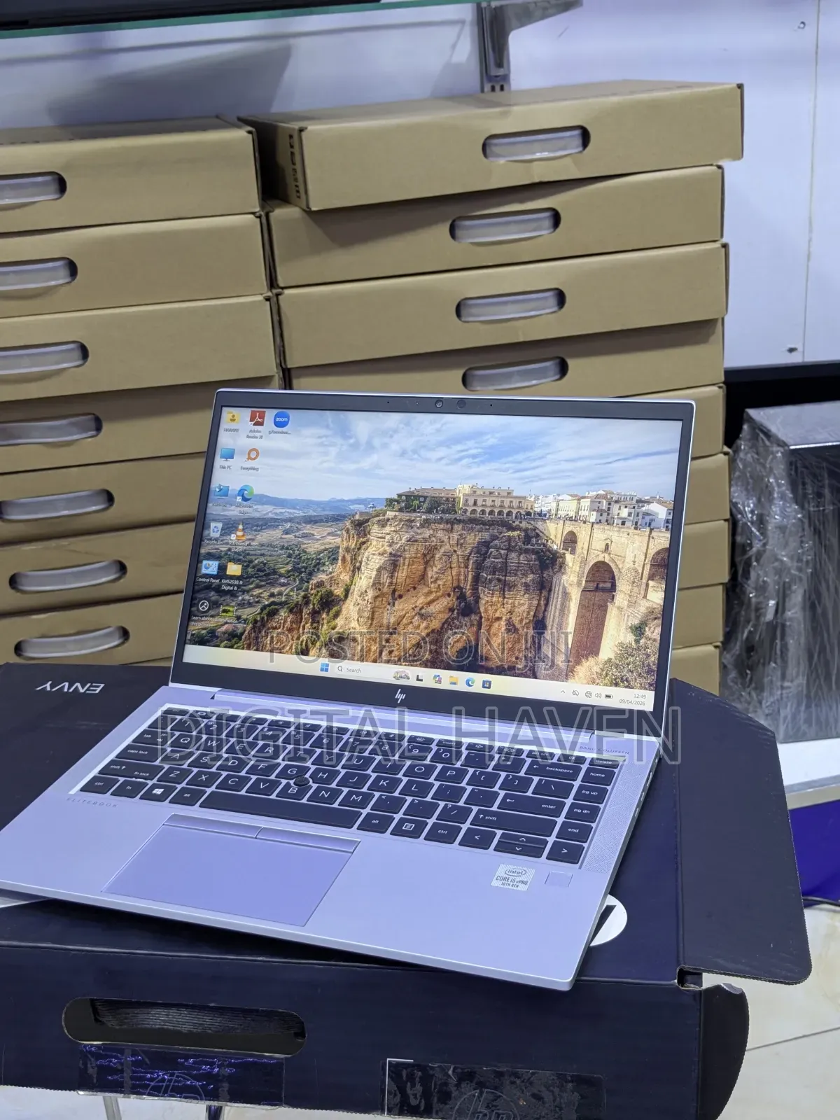 New Laptop HP EliteBook 840 G7 8GB Intel Core i5 SSD 256GB