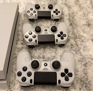 Sony Playstation 4 Glacier White Console With 3 Controllers +1 Bonus!