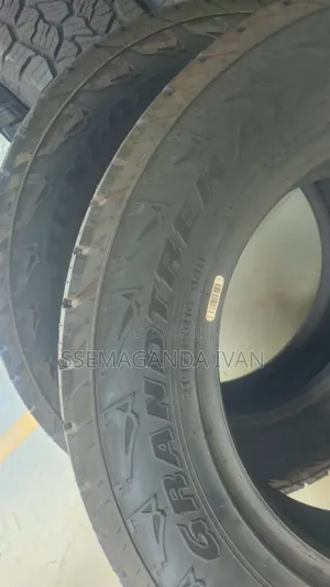215/65r16 Japanese Dunlop At5 Grandtrek