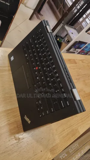 Laptop Lenovo Thinkpad X1 Yoga 8GB Intel Core i5 SSD 256GB