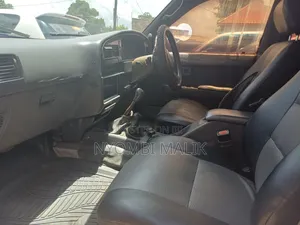 Toyota Hilux Surf 2.7 SSR 2003 Blue