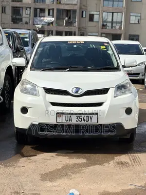 Toyota IST 2010 White