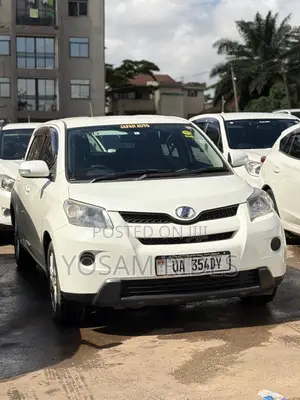 Toyota IST 2010 White