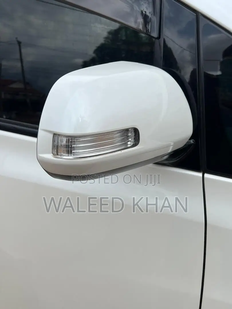 Toyota Alphard 2.4 Petrol AWD 2012 White
