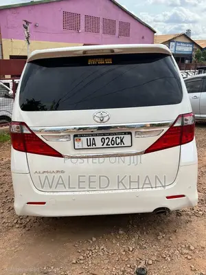 Toyota Alphard 2.4 Petrol AWD 2012 White