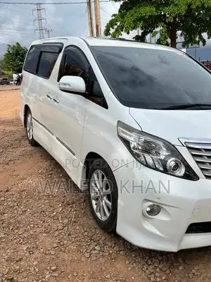 Toyota Alphard 2.4 Petrol AWD 2012 White