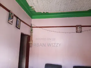 Furnished 3bdrm House in Kira for sale