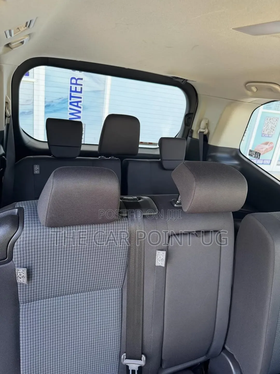 Toyota Noah 2022 White