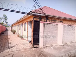 Furnished 2bdrm Room & Parlour in Bweyogerere, Central Division