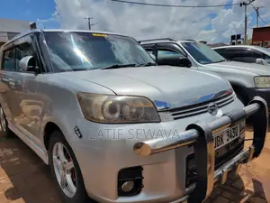 Toyota Corolla Rumion Hatchback 1.5 FWD 2010 Silver