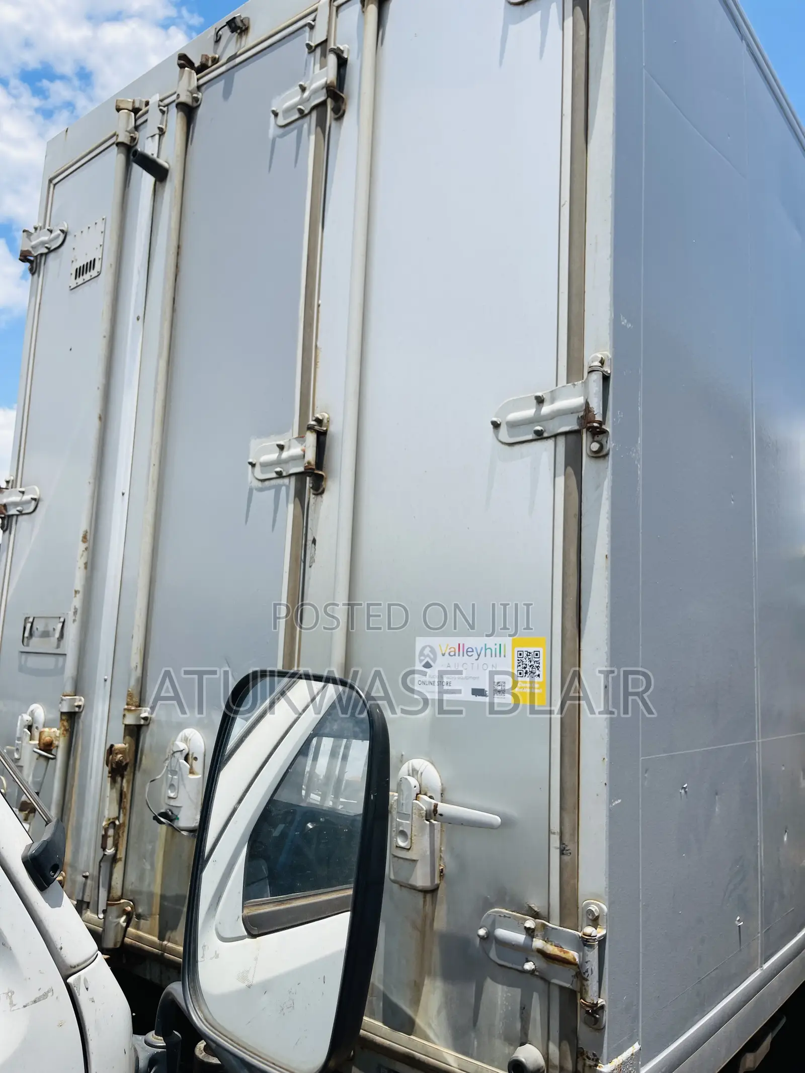 Mitsubishi Canter 2000 White