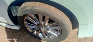 Toyota Harrier 2.0 4WD 2017 White