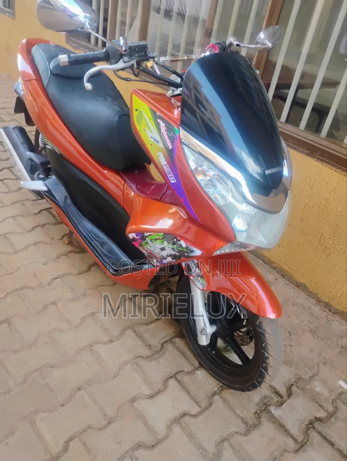 Honda 2014 Orange