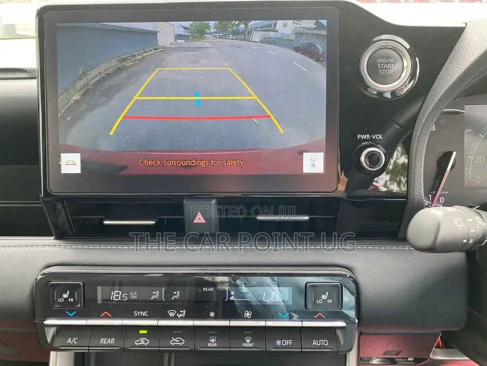 Toyota Noah 2022 Red