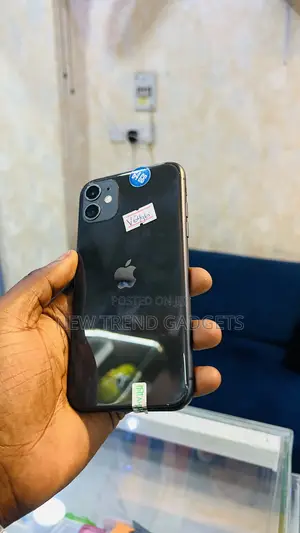Apple iPhone 11 64 GB Black