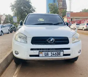 Toyota RAV4 2007 White