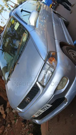 Toyota Regius 1999