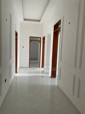 Furnished 5bdrm House in Gombe for sale