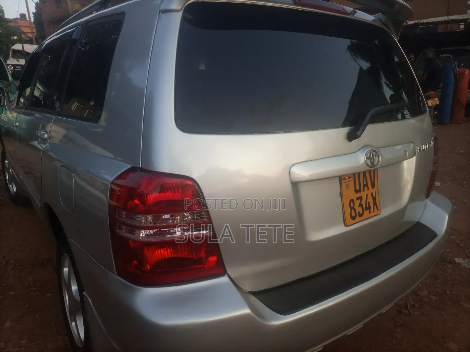 Toyota Kluger 2004 Silver