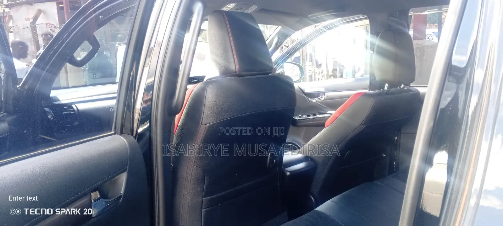 Toyota Hilux 2022 Black