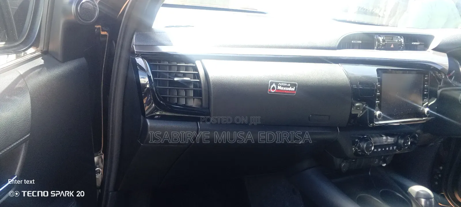 Toyota Hilux 2022 Black