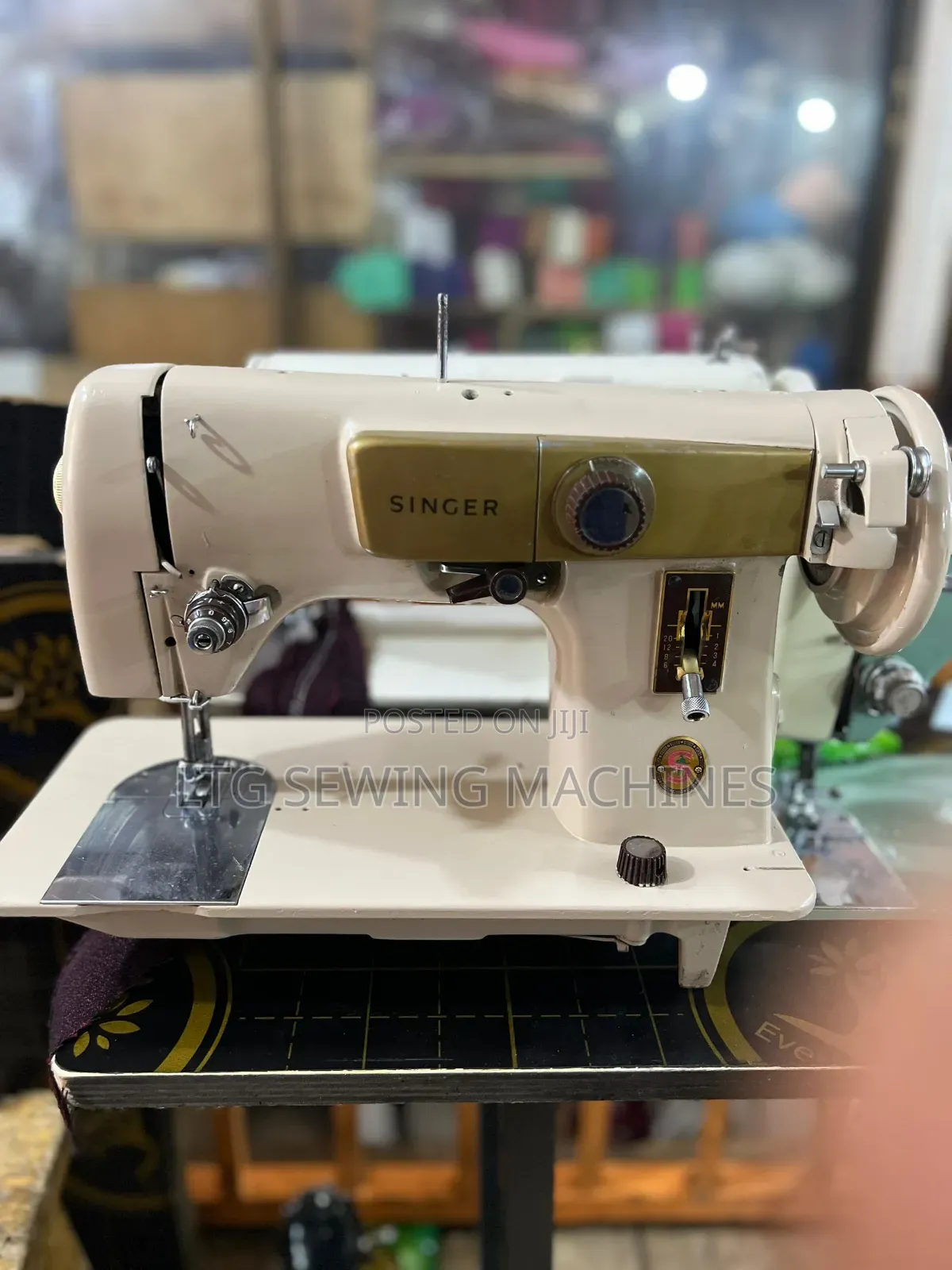 Singer Zigzager Sewing Machine