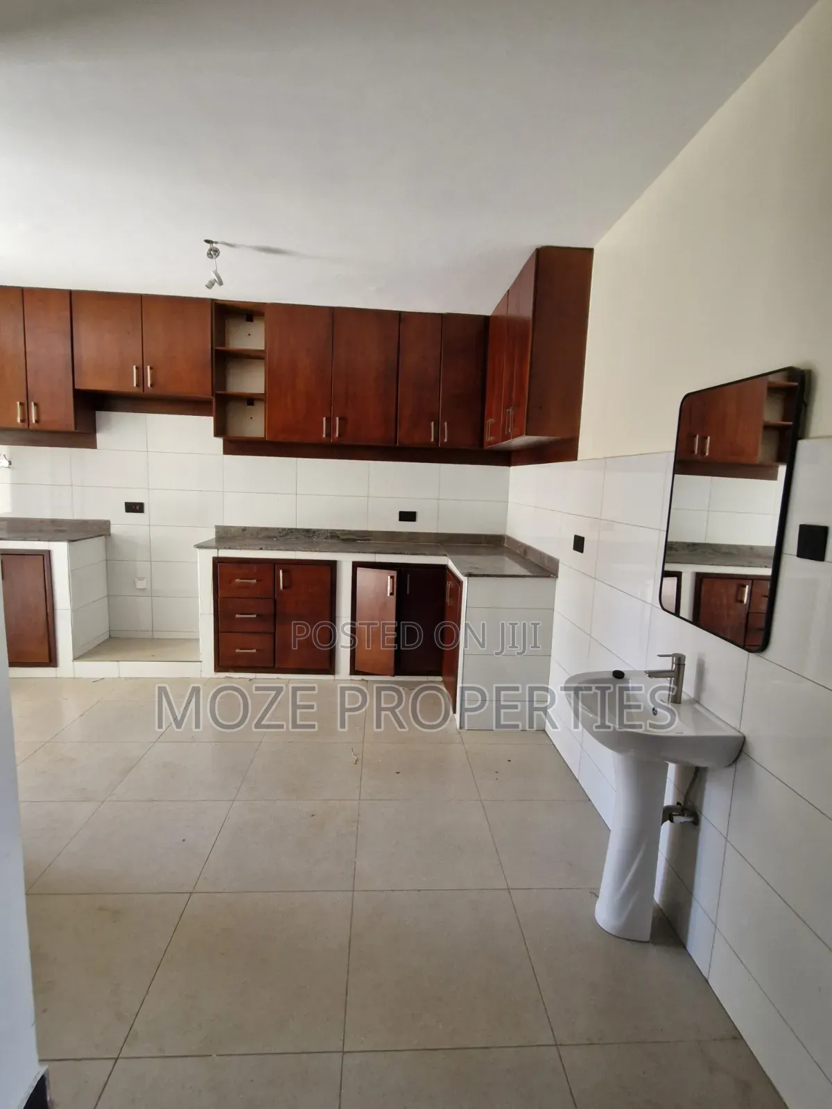 2bdrm Apartment in Kira Estate, Central Division for rent