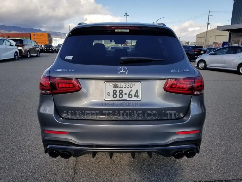 Mercedes-Benz GLC-Class 2021