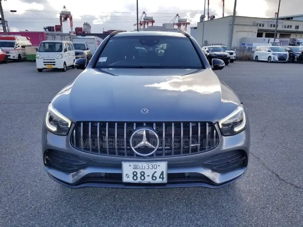 Mercedes-Benz GLC-Class 2021