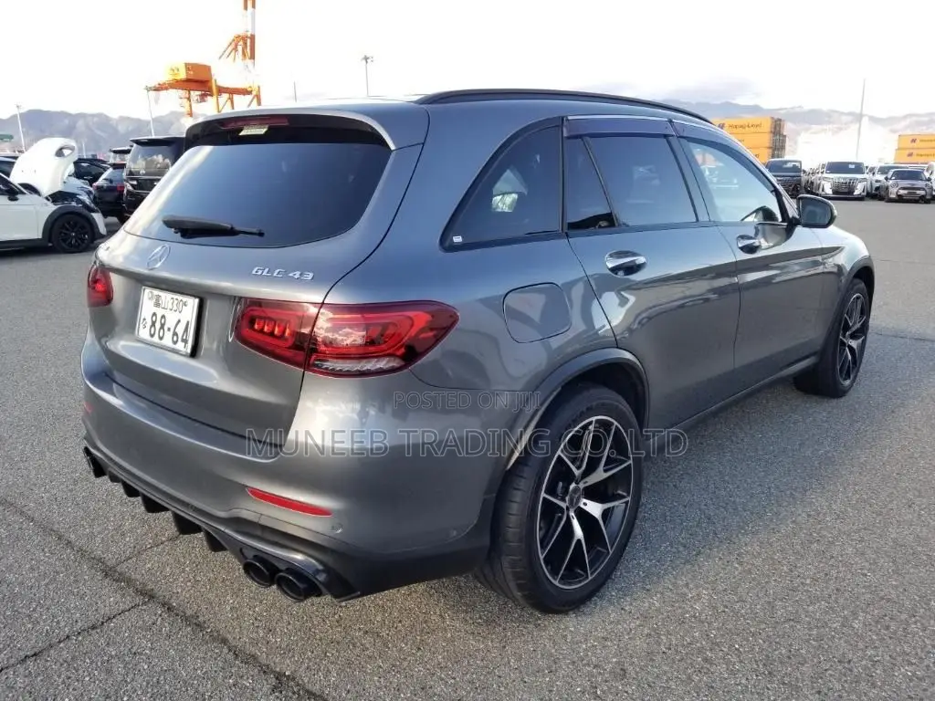 Mercedes-Benz GLC-Class 2021