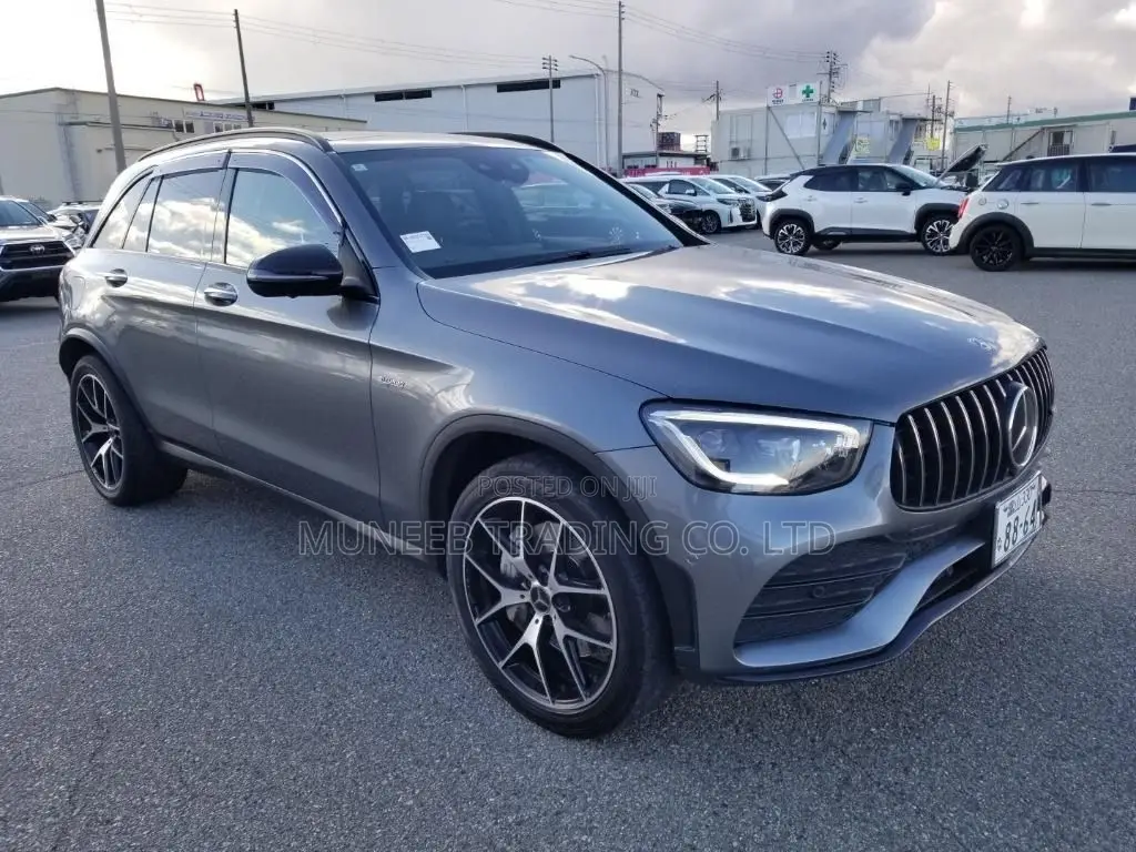 Mercedes-Benz GLC-Class 2021