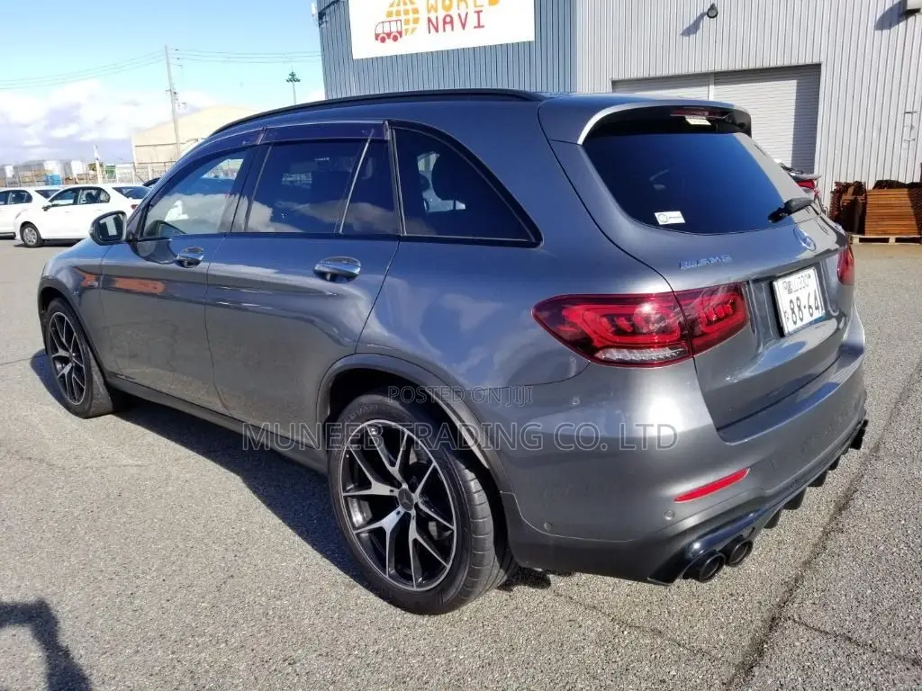 Mercedes-Benz GLC-Class 2021
