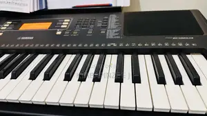 Yamaha PSR 363