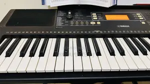Yamaha PSR 363