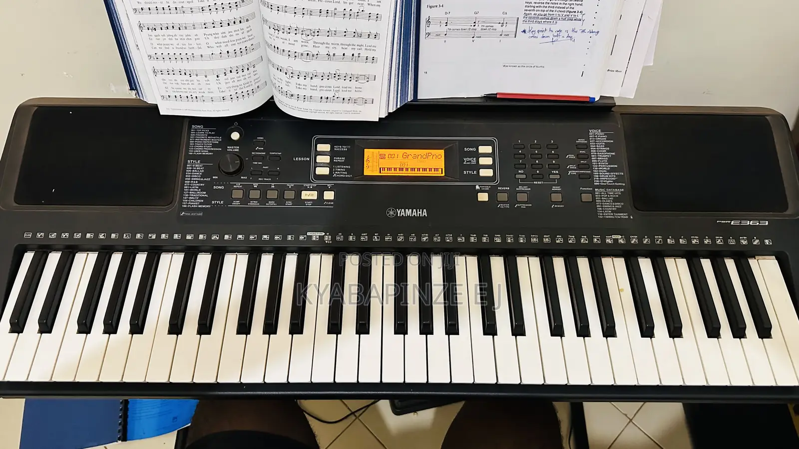 Yamaha PSR 363