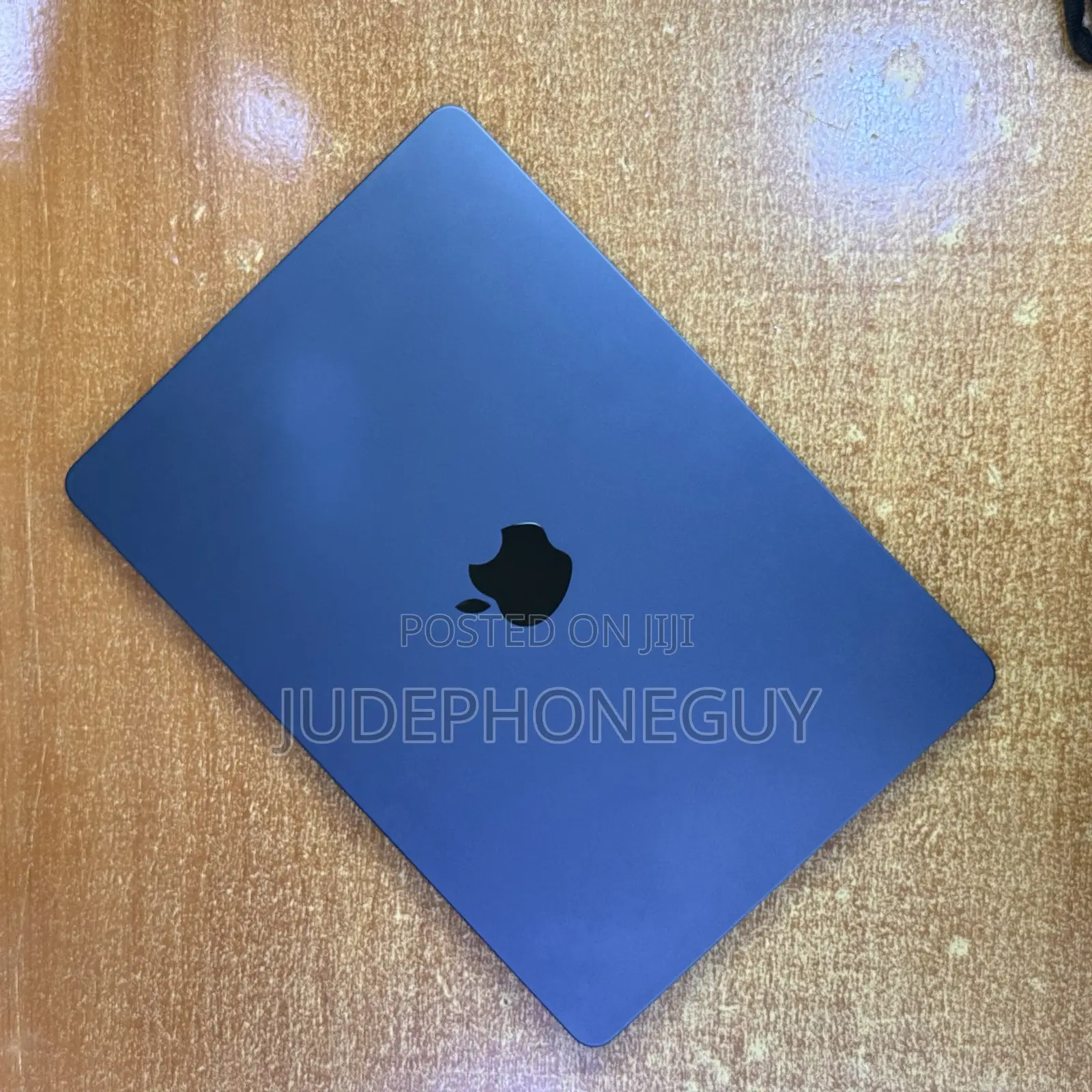 Laptop Apple MacBook Air 2024 M3 13-inch 16GB Apple M4 SSD 256GB