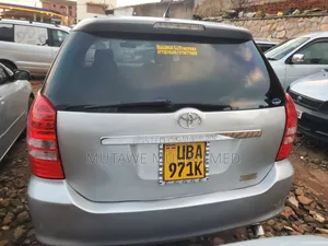 Toyota Wish 2007 Silver