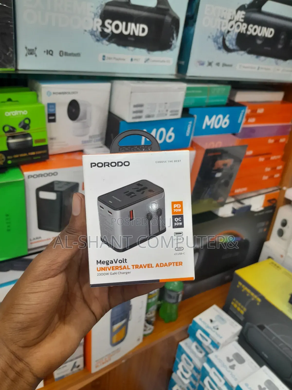 Porodo Mega Voltage Universal Travel Adapter