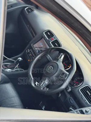 Volkswagen Golf GTI 2011 White