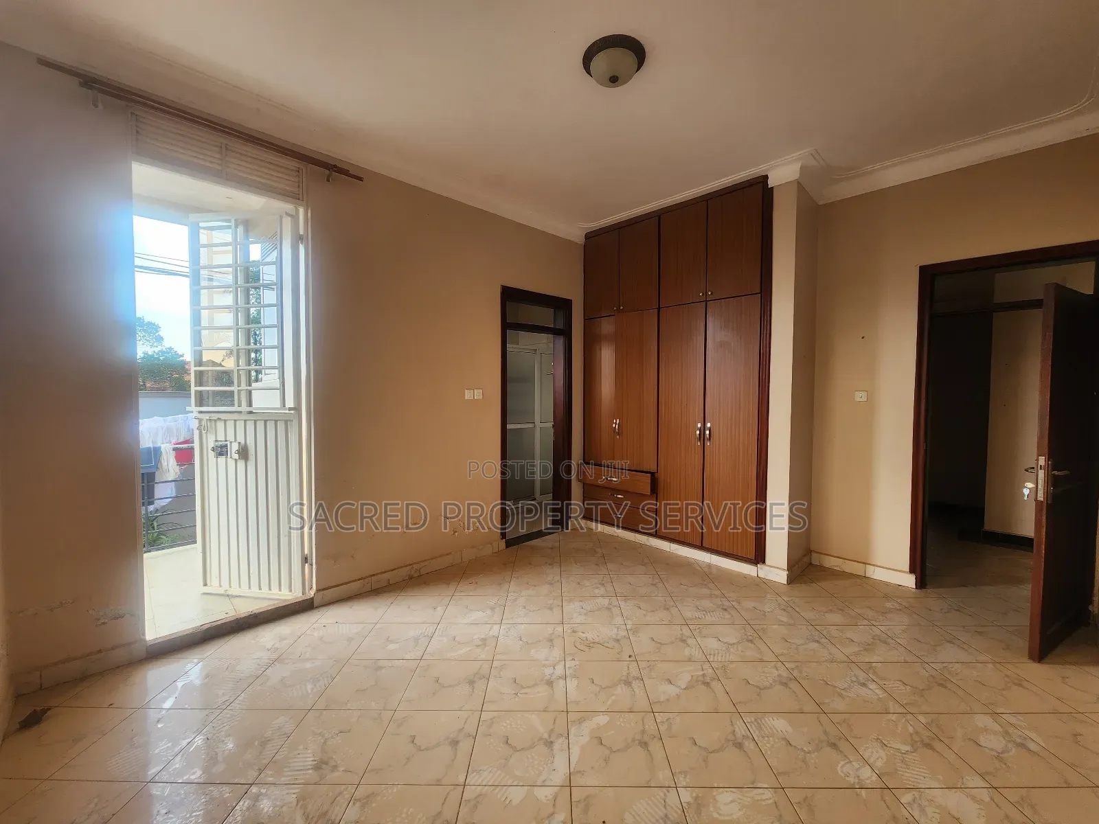 3bdrm Apartment in Najjera, Wakiso / Wakiso for rent