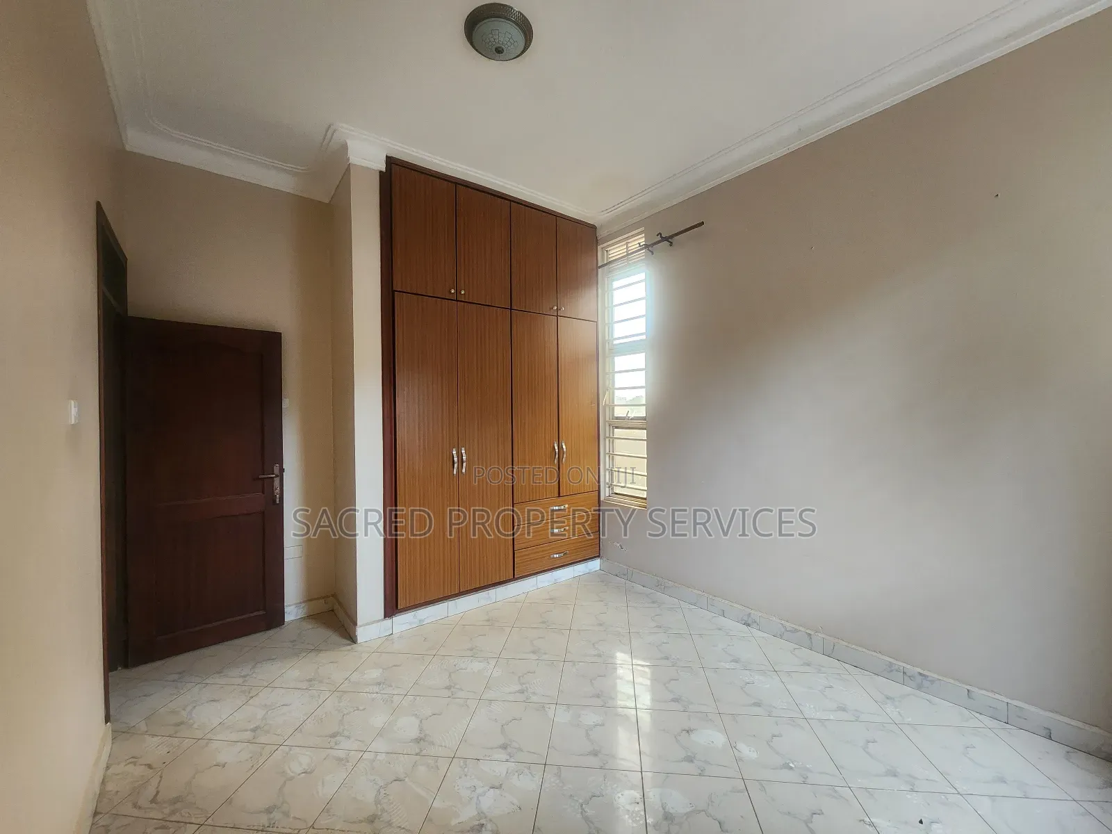 3bdrm Apartment in Najjera, Wakiso / Wakiso for rent