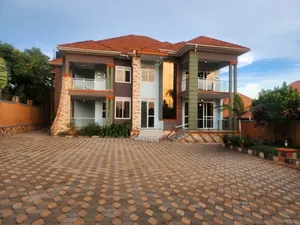 5bdrm Apartment in Najjera, Kira for sale