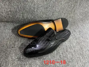 Clarks Gentle Push-in Loafers – Elegant Comfort Shoes