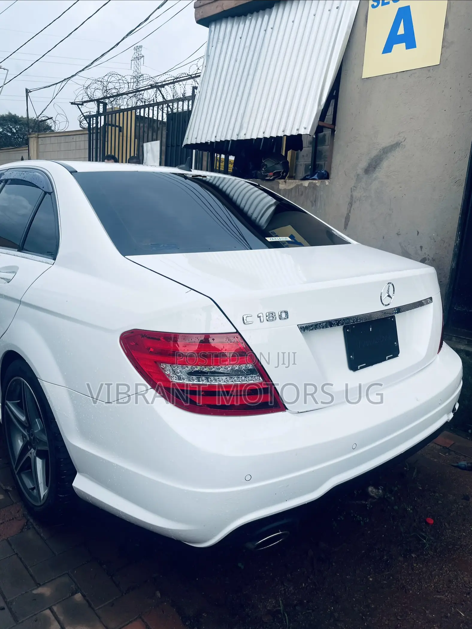 Mercedes-Benz C180 2012 White