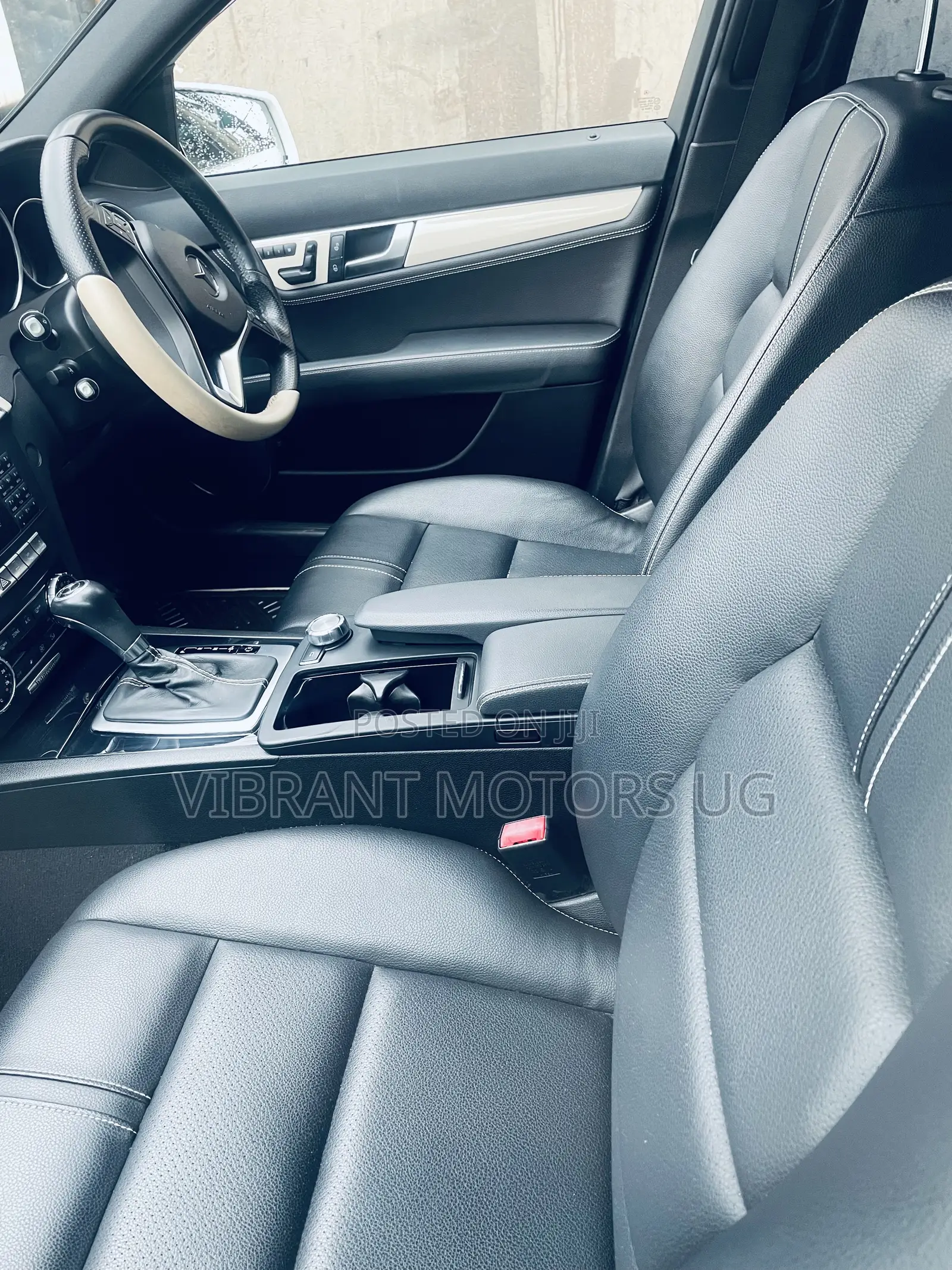 Mercedes-Benz C180 2012 White
