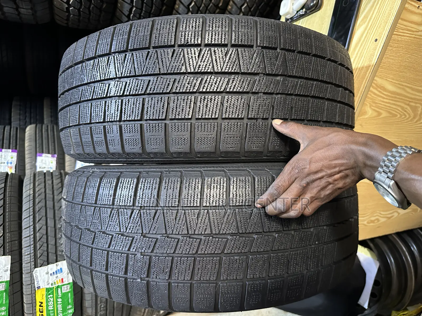 225/55r17 Japan Tires  Good Condition Available