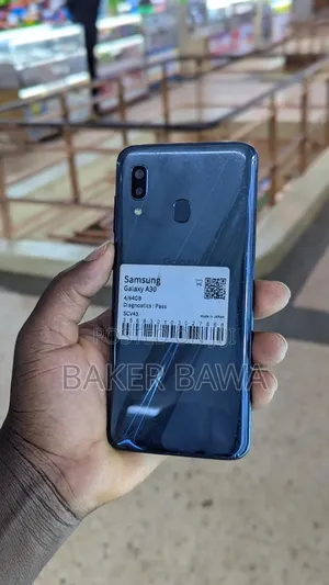 Samsung Galaxy A30 64 GB Black
