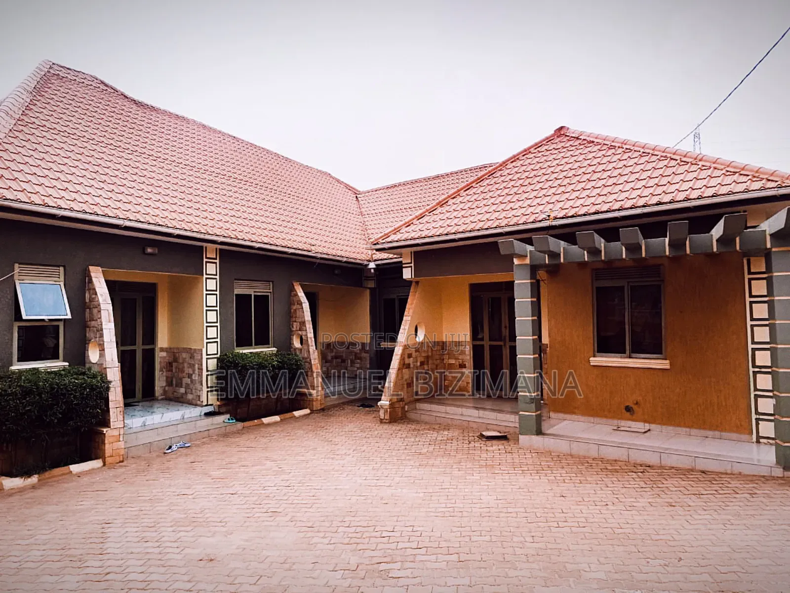 Furnished 2bdrm Room & Parlour in Kira, Central Division for sale