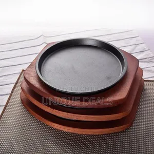 Round Sizzling Plate Cast Iron Plate With Thick Sturdy Wooden Base