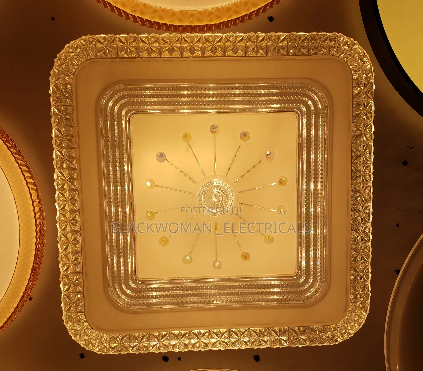 3n1 Elegant Ceiling Light Square Shape, Changes 3 Colors